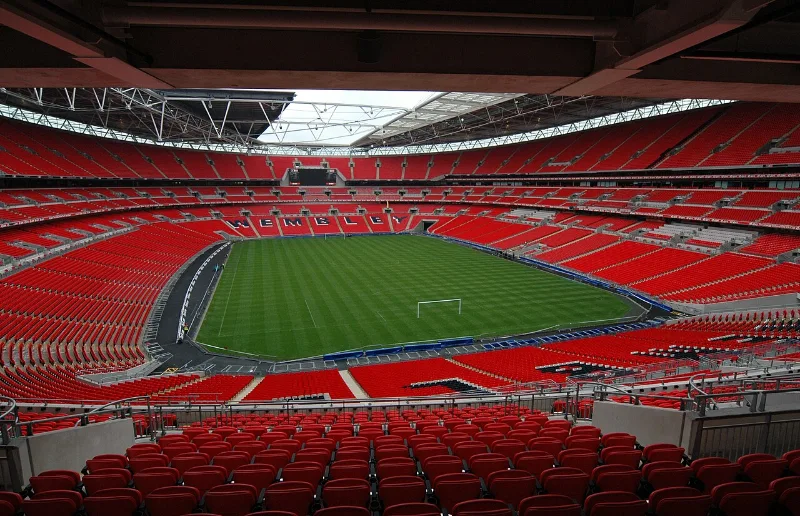 Wembley đứng ở vị trí thứ 8 nhưng chất lượng sân bóng mang đến cũng không kém cạnh những hàng top phía trên